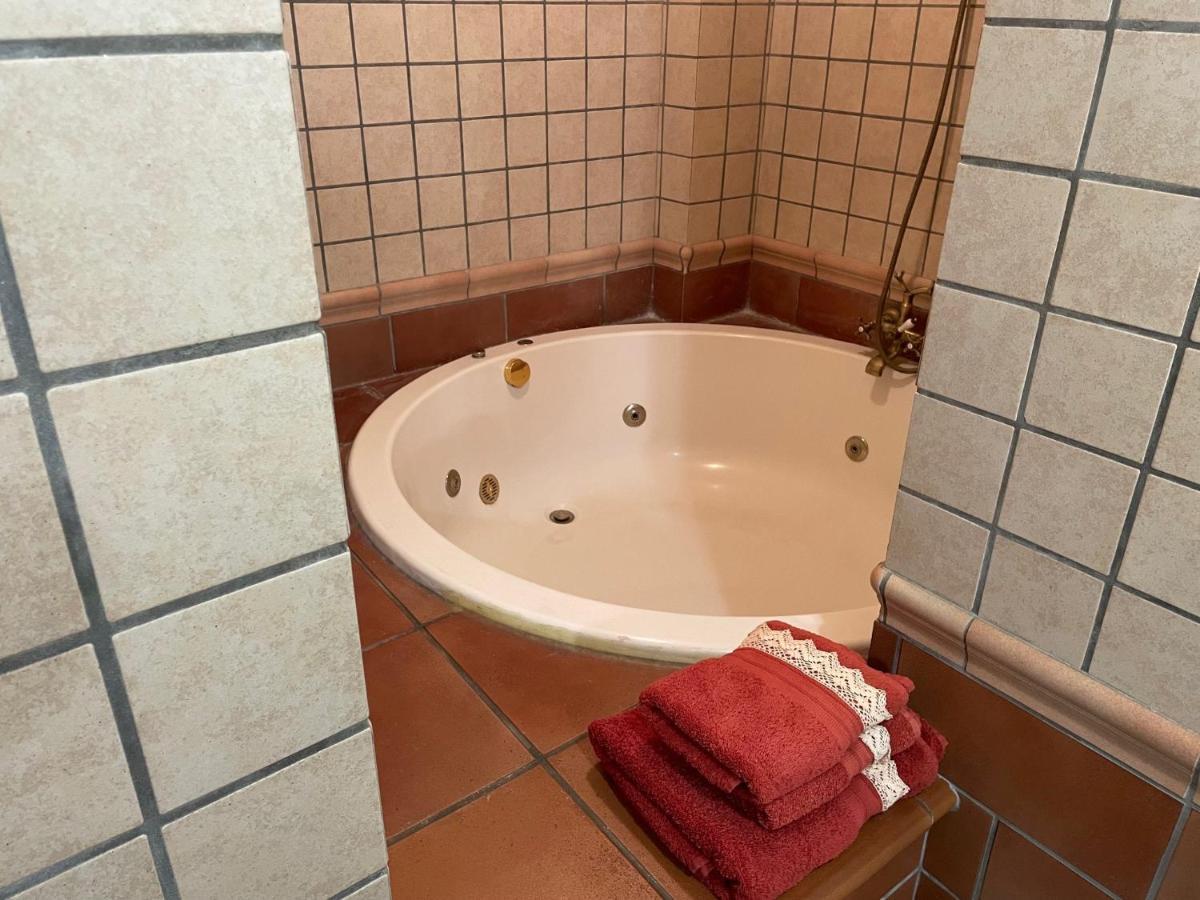 Turistico Millan Apartment Monovar