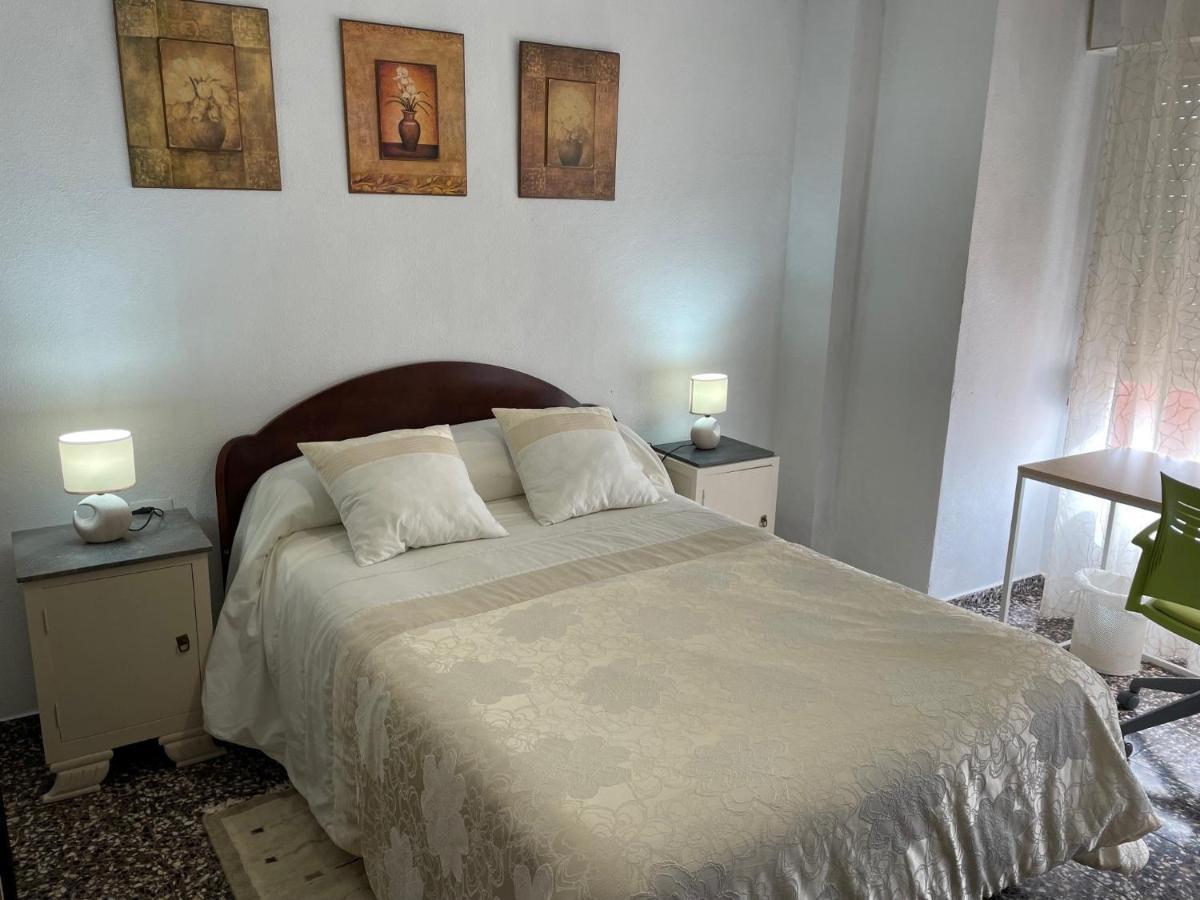 Turistico Millan Apartment Monovar